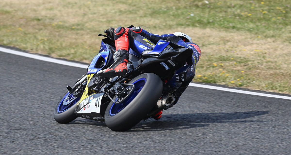 Mika Tiemens Racing: Groei, strijd en karakter op een uitdagend raceweekend op circuit Carole