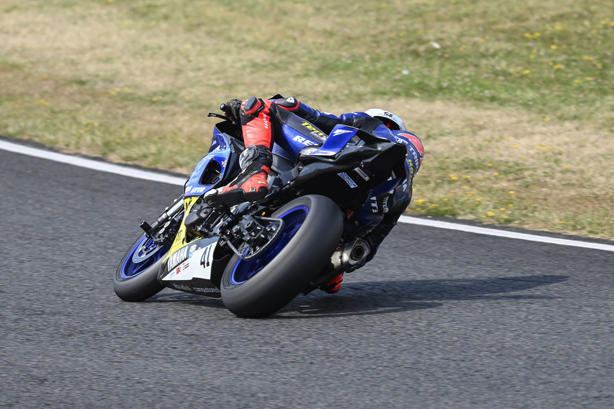 Mika Tiemens Racing: Groei, strijd en karakter op een uitdagend raceweekend op circuit Carole