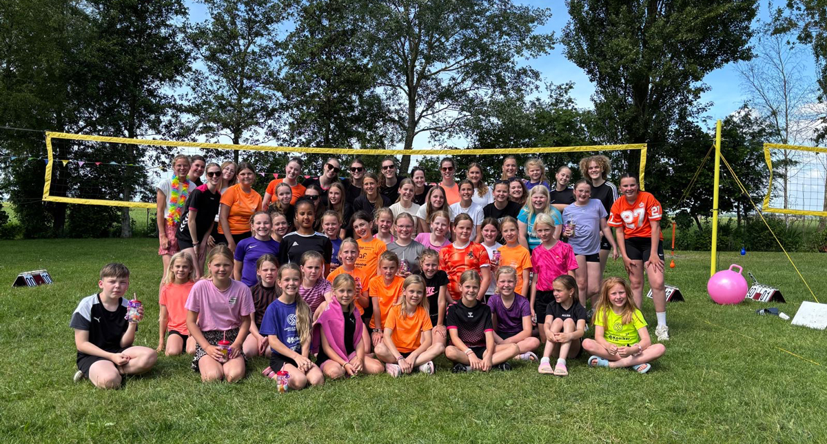 Jubileumkamp ter ere van 50 jaar Volleybalvereniging Rouveen
