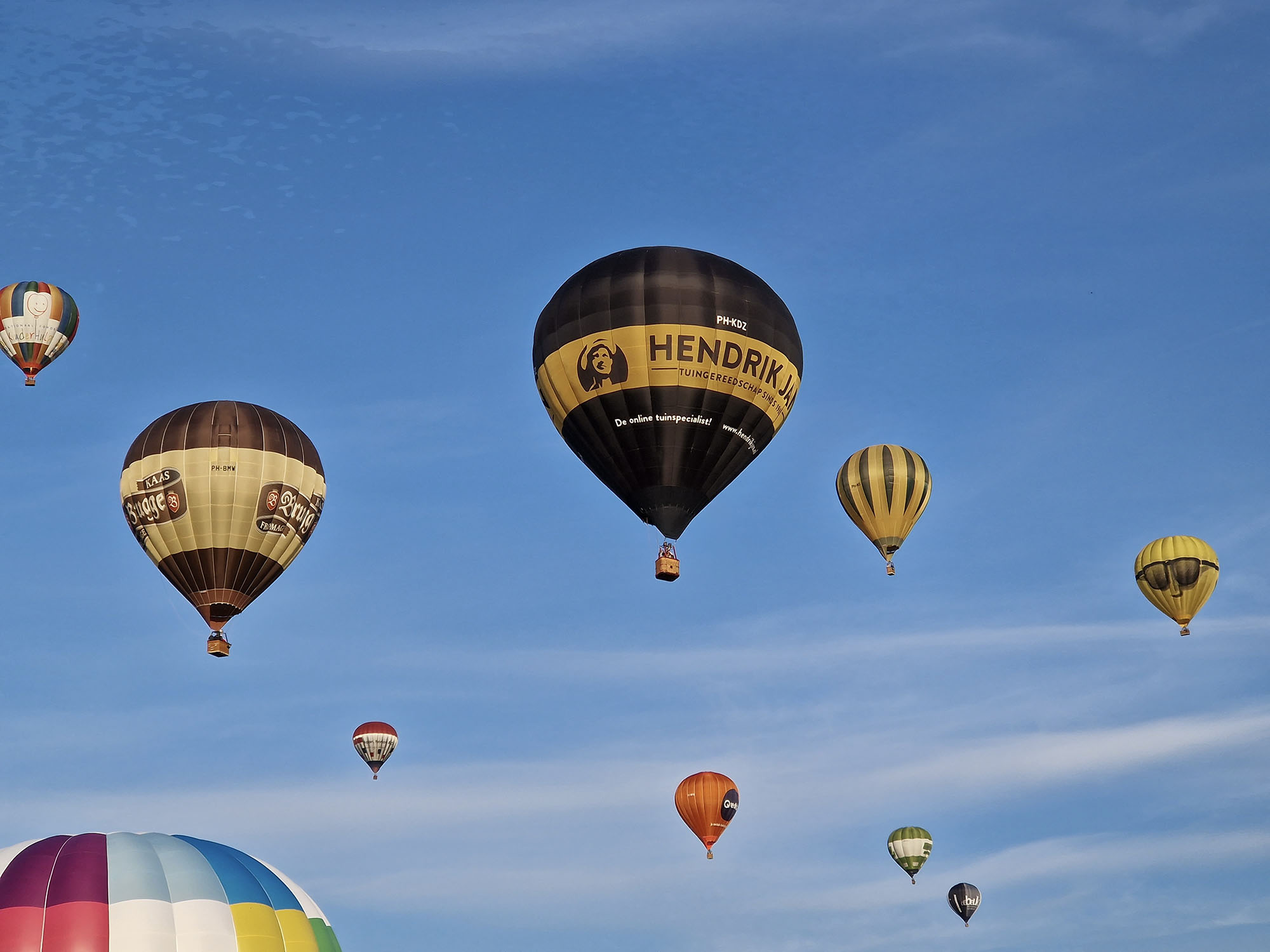 Recordaantal Kanjers mee omhoog tijdens Balloonfair Staphorst