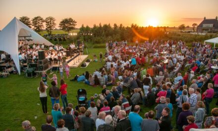 Zomeravondconcert in Dorpspark Rouveen