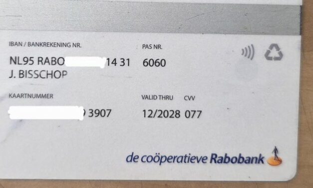 J. Bisschop, hier is uw bankpas