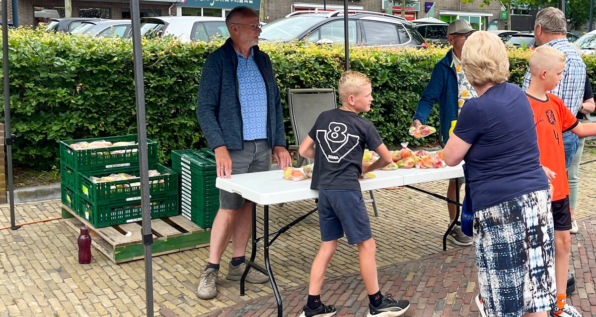 Cadeautje van marktkooplui valt in de smaak
