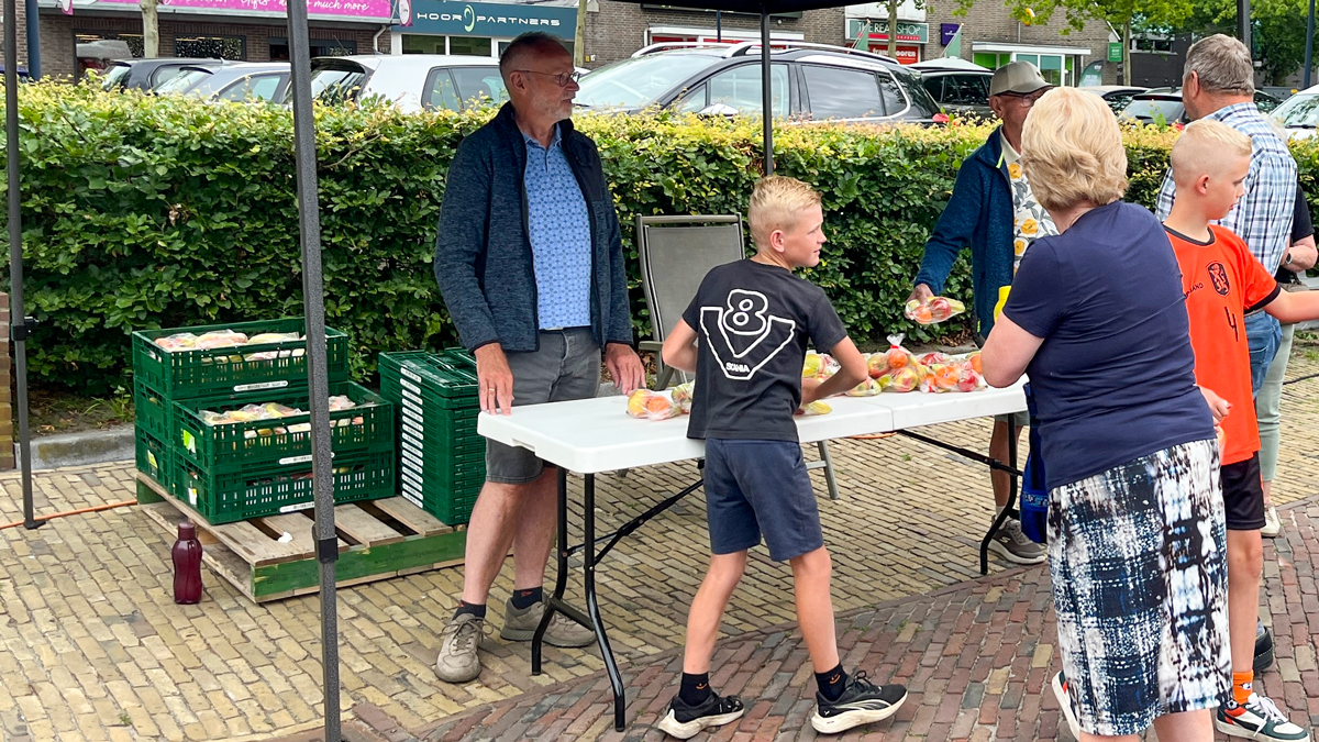 Cadeautje van marktkooplui valt in de smaak