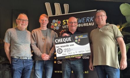 Stiptwerk is jarig en trakteert