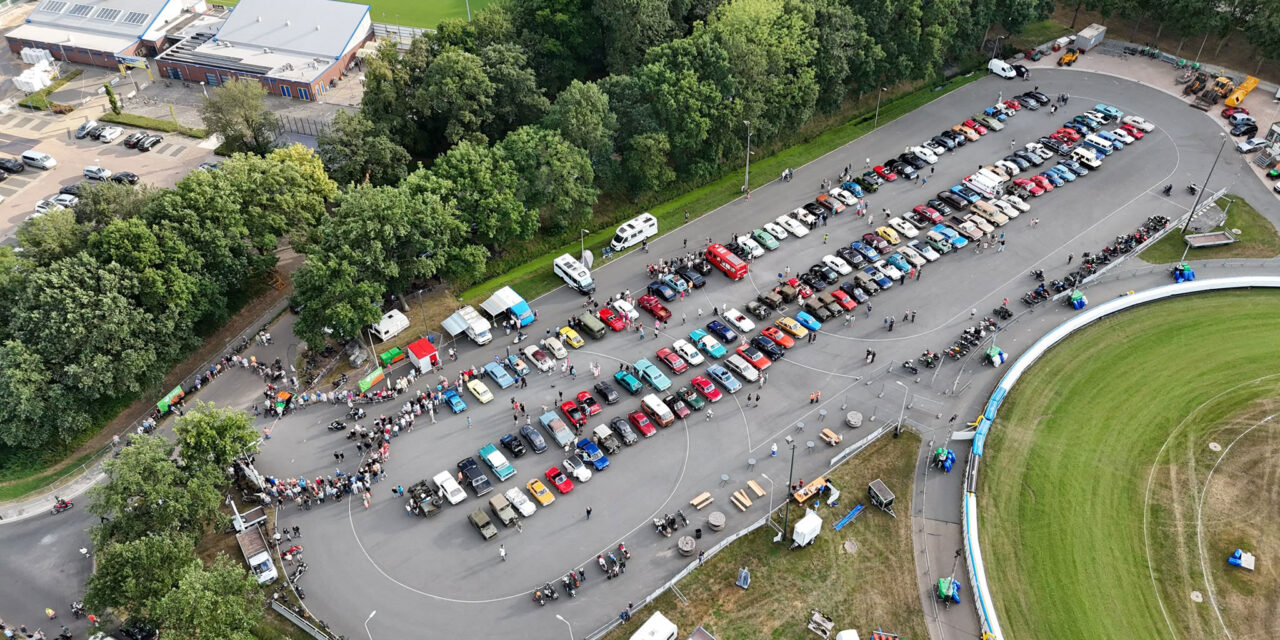 AMBC Oldtimerrit weer groot succes en 2 tickets te winnen voor de vrijdagavond grasbaanraces
