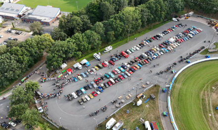 AMBC Oldtimerrit weer groot succes en 2 tickets te winnen voor de vrijdagavond grasbaanraces