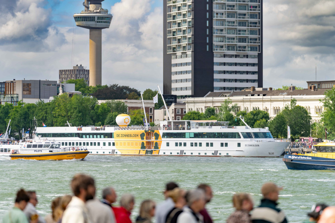 Ruim 3.000 bezoekers aan boord van MPS de Zonnebloem tijdens Wereldhavendagen
