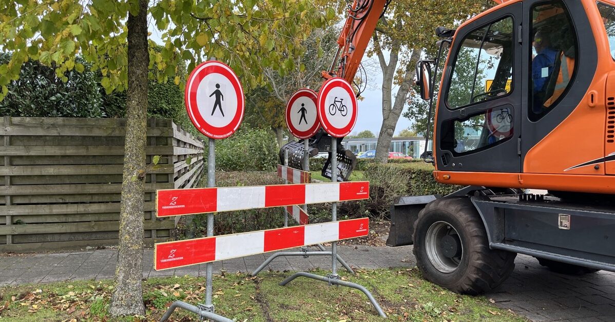Werkzaamheden fiets- en voetpad Van Andelweg in volle gang